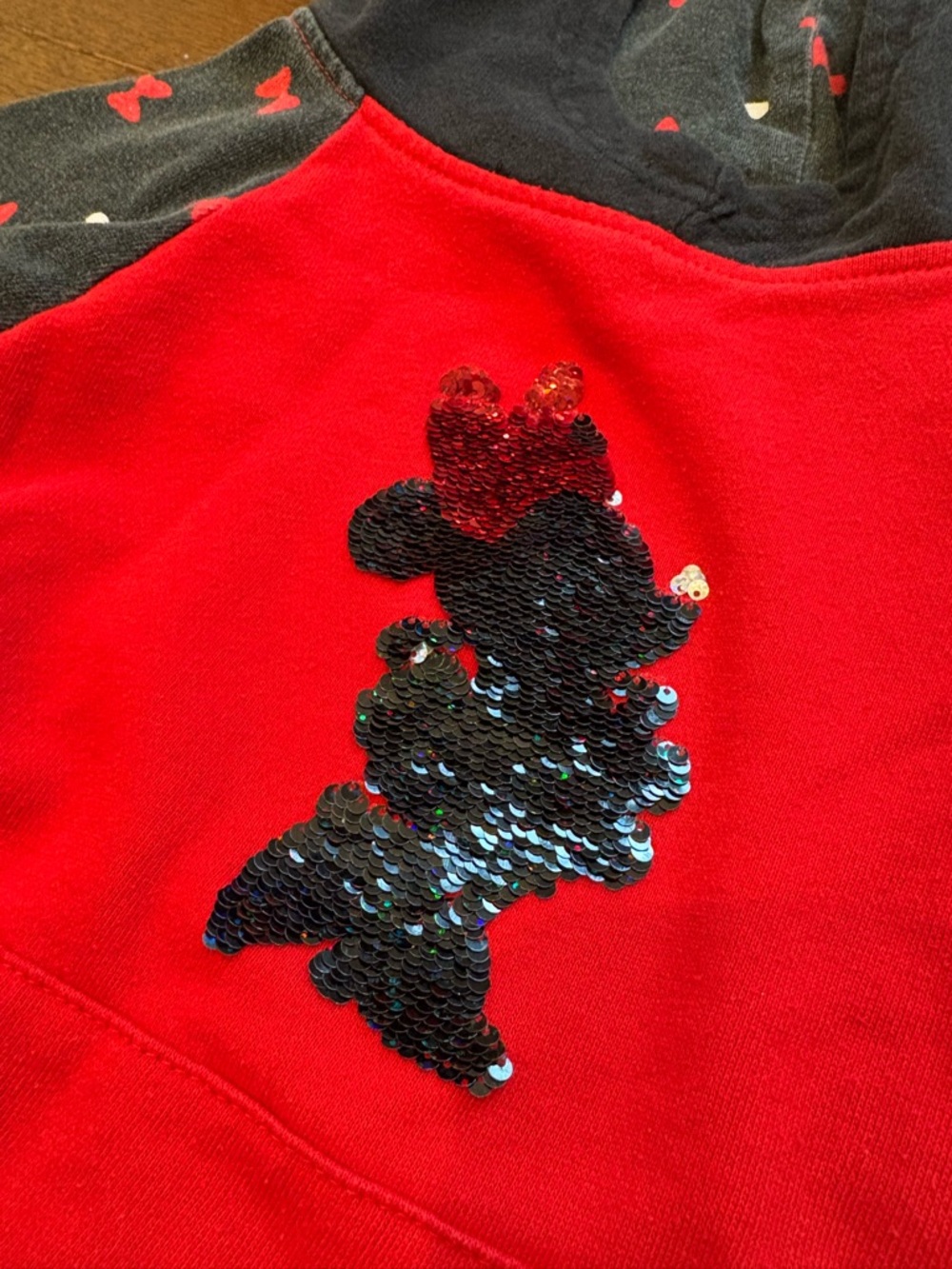 Disney World Minnie Mouse Flip Sequin Hoodie Pullover Girls Size XS - Picture 2 of 8